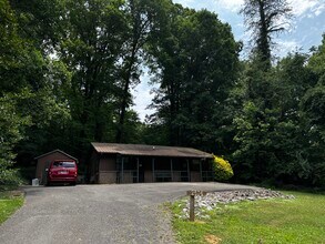 2512 Legion Dr, Unit 2512 in Knoxville, TN - Building Photo - Building Photo