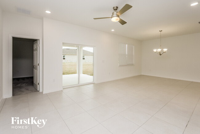 352 Corbel Ln in Eagle Lake, FL - Building Photo - Building Photo