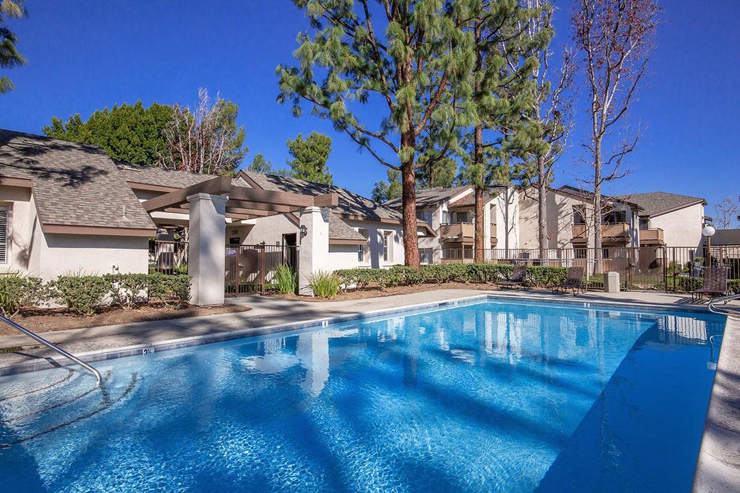 Mountain View Apartment Homes in Upland, CA - Foto de edificio