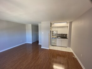 2101 Chestnut St in Philadelphia, PA - Building Photo - Building Photo