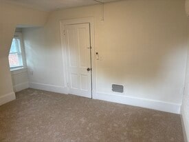 511 Boissevain Ave in Norfolk, VA - Building Photo