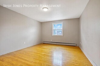 864 Millersport Hwy in Buffalo, NY - Building Photo - Building Photo