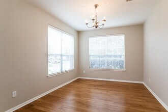 15811 Granite Mountain Trail in Houston, TX - Foto de edificio - Building Photo