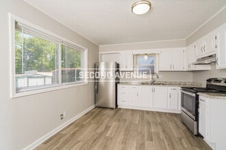 6111 Trena Trail in Louisville, KY - Building Photo - Building Photo
