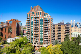 The Grandview in Calgary, AB - Building Photo - Building Photo