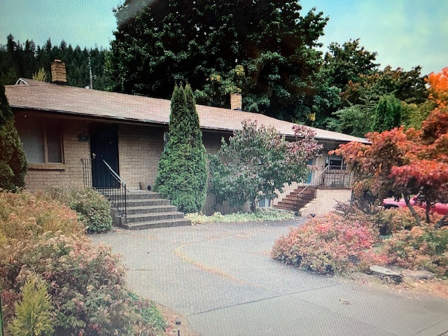 810 E Bancroft Ave in Coeur d'Alene, ID - Foto de edificio - Building Photo