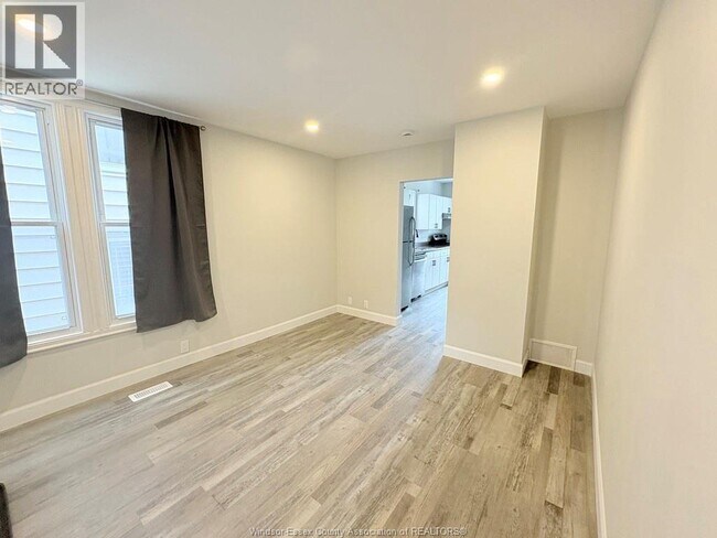 820 Marion Ave in Windsor, ON - Building Photo - Building Photo