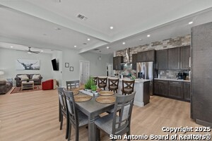 127 E Whittier St in San Antonio, TX - Building Photo - Building Photo
