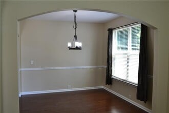 1420 Brushfoot Trail in Suwanee, GA - Building Photo - Building Photo