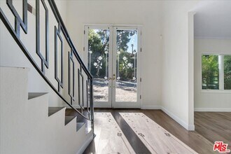 20001 Gypsy Ln in Los Angeles, CA - Building Photo - Building Photo