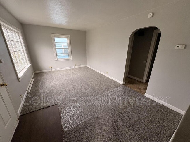 2221 Vance Ave in Fort Wayne, IN - Building Photo - Building Photo