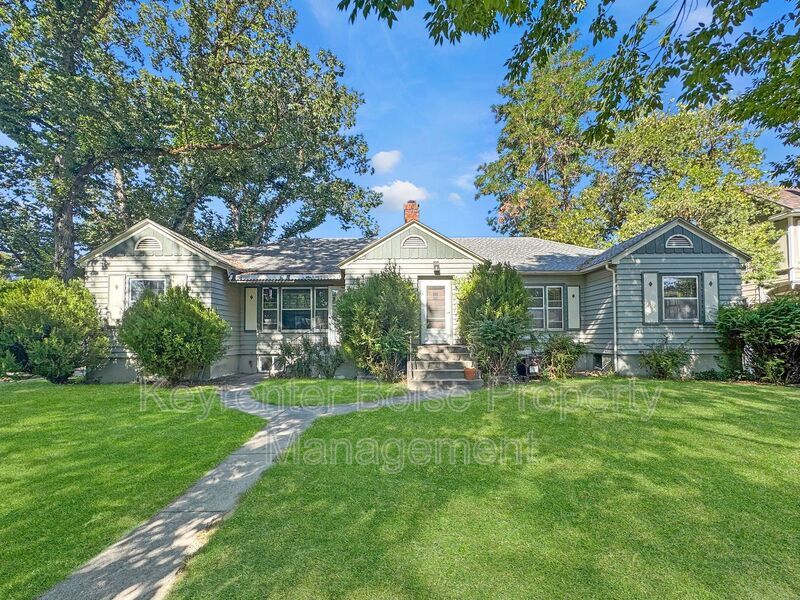 1203 N 8th St in Boise, ID - Building Photo