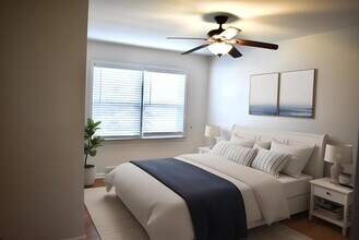 9924 Woodring St in Livonia, MI - Building Photo - Building Photo