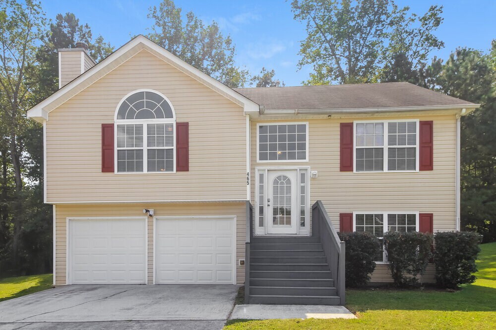 465 Marriott Dr in Atlanta, GA - Building Photo