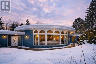 25 Ramblewood Dr in Wasaga Beach, ON - Building Photo