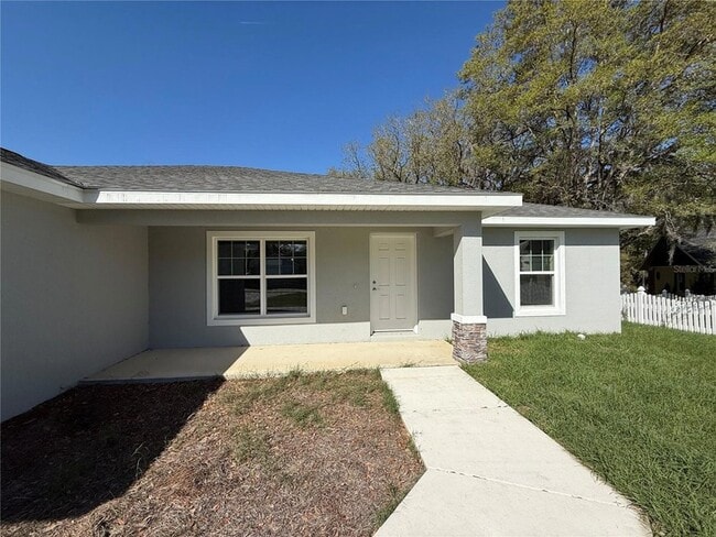 10426 SW 133 Ave in Dunnellon, FL - Foto de edificio - Building Photo