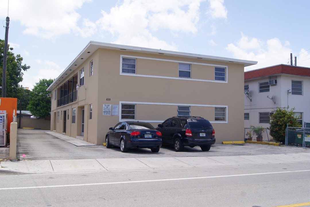 410 NW 47th Ave in Miami, FL - Building Photo