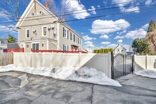 21 Milton Ave in Boston, MA - Building Photo