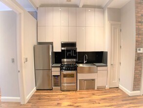 West 14th Street in New York, NY - Building Photo - Building Photo