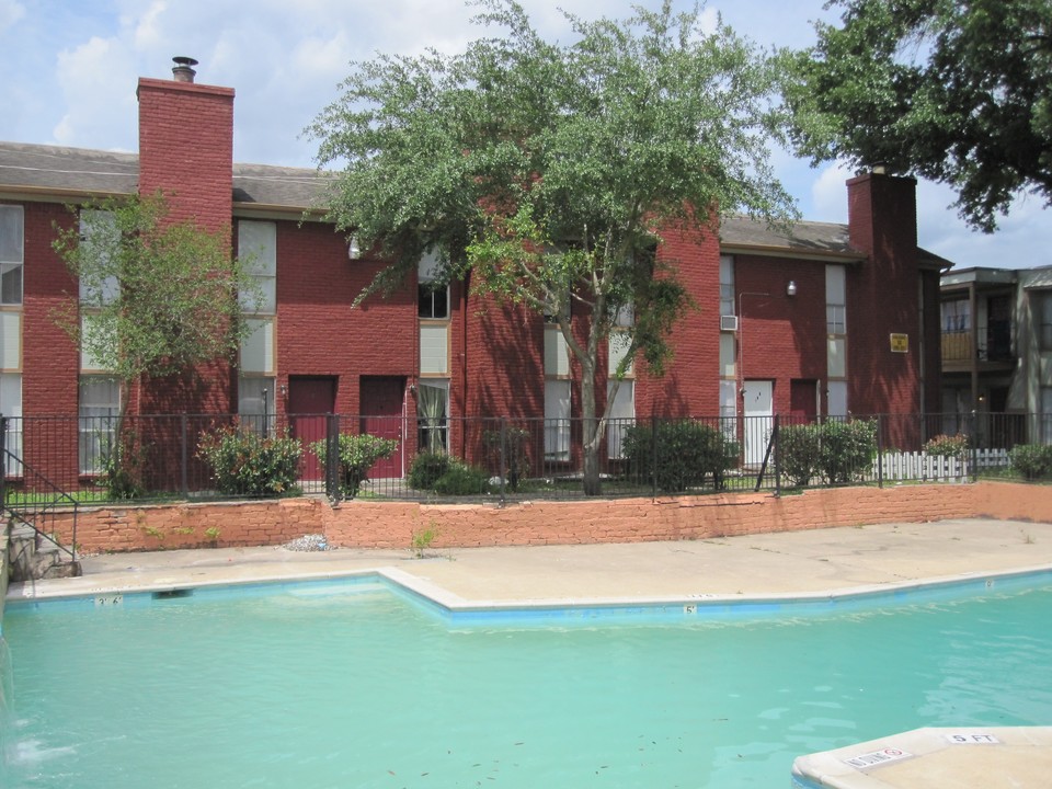 Rama Apartments in Houston, TX - Foto de edificio