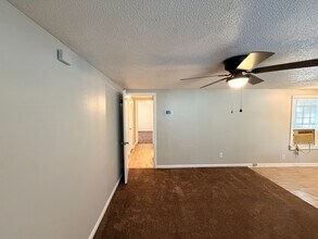 1604 N Lee St in Valdosta, GA - Building Photo - Building Photo