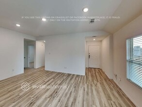 6171 Dunsmore Cyn Ln in Porter, TX - Foto de edificio - Building Photo