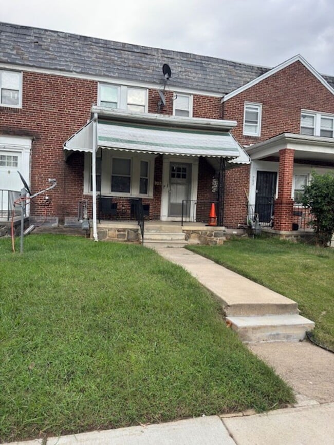 703 N Augusta Ave in Baltimore, MD - Building Photo - Building Photo