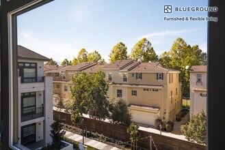 555 E Evelyn Ave in Mountain View, CA - Building Photo - Building Photo