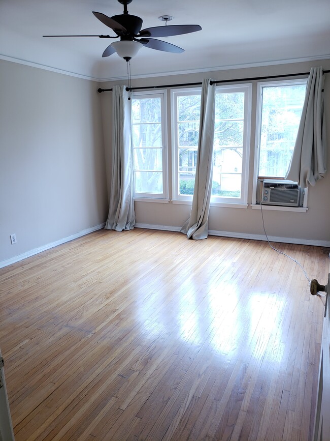 9199 W 3rd St, Unit 9199 in Beverly Hills, CA - Foto de edificio - Building Photo