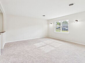 2336 Sara Ln in Richmond, VA - Building Photo - Building Photo