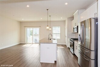 4806 Spruce Rd in Gibsonia, PA - Building Photo - Building Photo