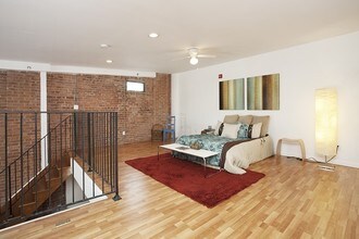 46 Irving St in Jersey City, NJ - Building Photo - Building Photo