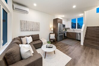 4721 32nd Ave S in Seattle, WA - Building Photo - Building Photo