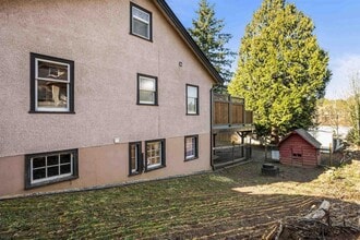 2348 McKenzie Rd in Abbotsford, BC - Building Photo - Building Photo