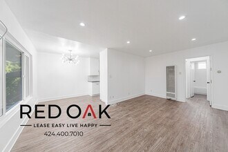 127 Rosemont Ave, Unit 4 in Los Angeles, CA - Foto de edificio - Building Photo