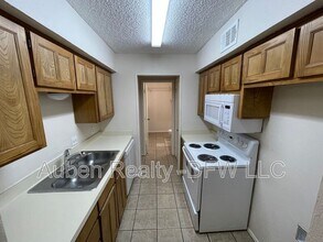 5516 Lewis Ct in North Richland Hills, TX - Building Photo - Building Photo