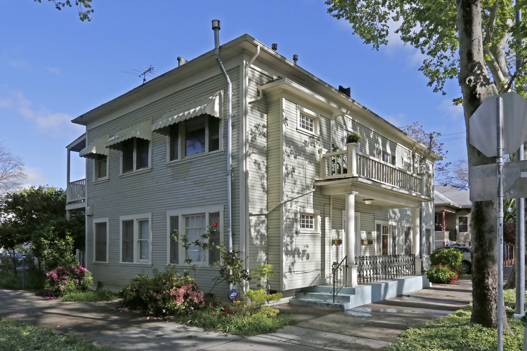 428-430 19th St in Sacramento, CA - Building Photo