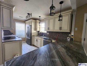 418 Londonberry Dr in Florence, SC - Building Photo - Building Photo
