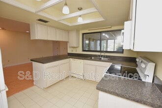 1715 High Point Dr in Lakeland, FL - Building Photo - Building Photo