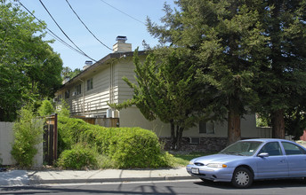 33 Tahoe Ct in Walnut Creek, CA - Building Photo - Building Photo