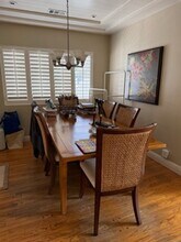 6335 W 85th Pl, Unit guest house in Los Angeles, CA - Foto de edificio - Building Photo