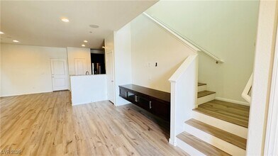 3112 Zara Ave in Henderson, NV - Building Photo - Building Photo