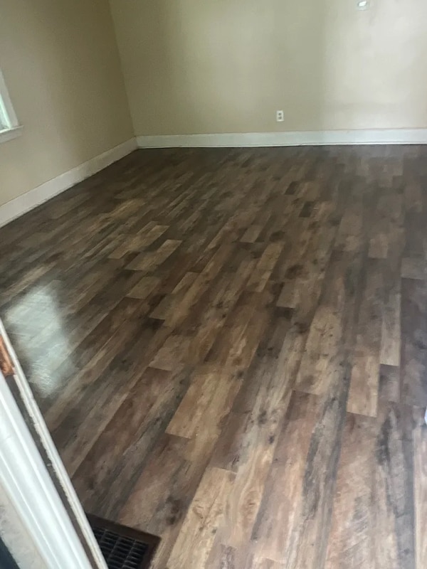 383 S Main St, Unit 1 in Mansfield, OH - Foto de edificio - Building Photo