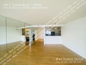 700 E Ocean Blvd in Long Beach, CA - Building Photo - Building Photo