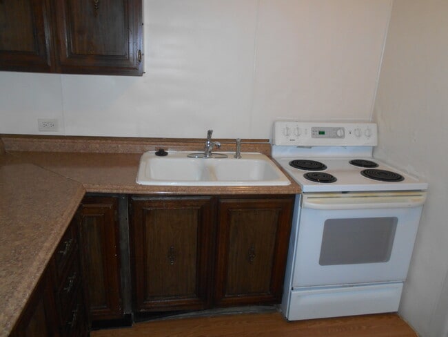 4343 E Bayley St in Wichita, KS - Building Photo - Building Photo