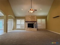 13230 FM725 in Seguin, TX - Foto de edificio - Building Photo