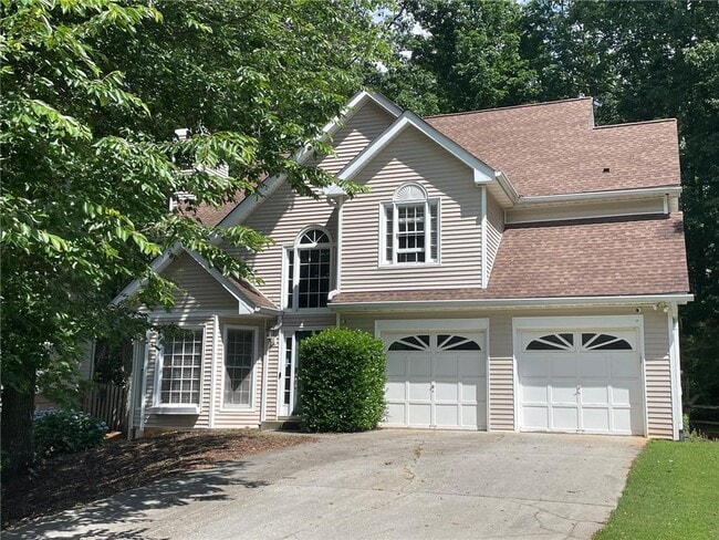 property at 4730 Yorkshire Ln