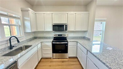 512 Cosmos St in Centerton, AR - Building Photo - Building Photo