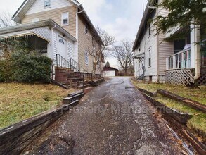 1299 Girard St in Akron, OH - Building Photo - Building Photo