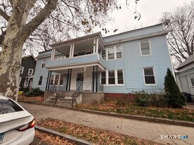 310 W Division St in New Haven, CT - Building Photo